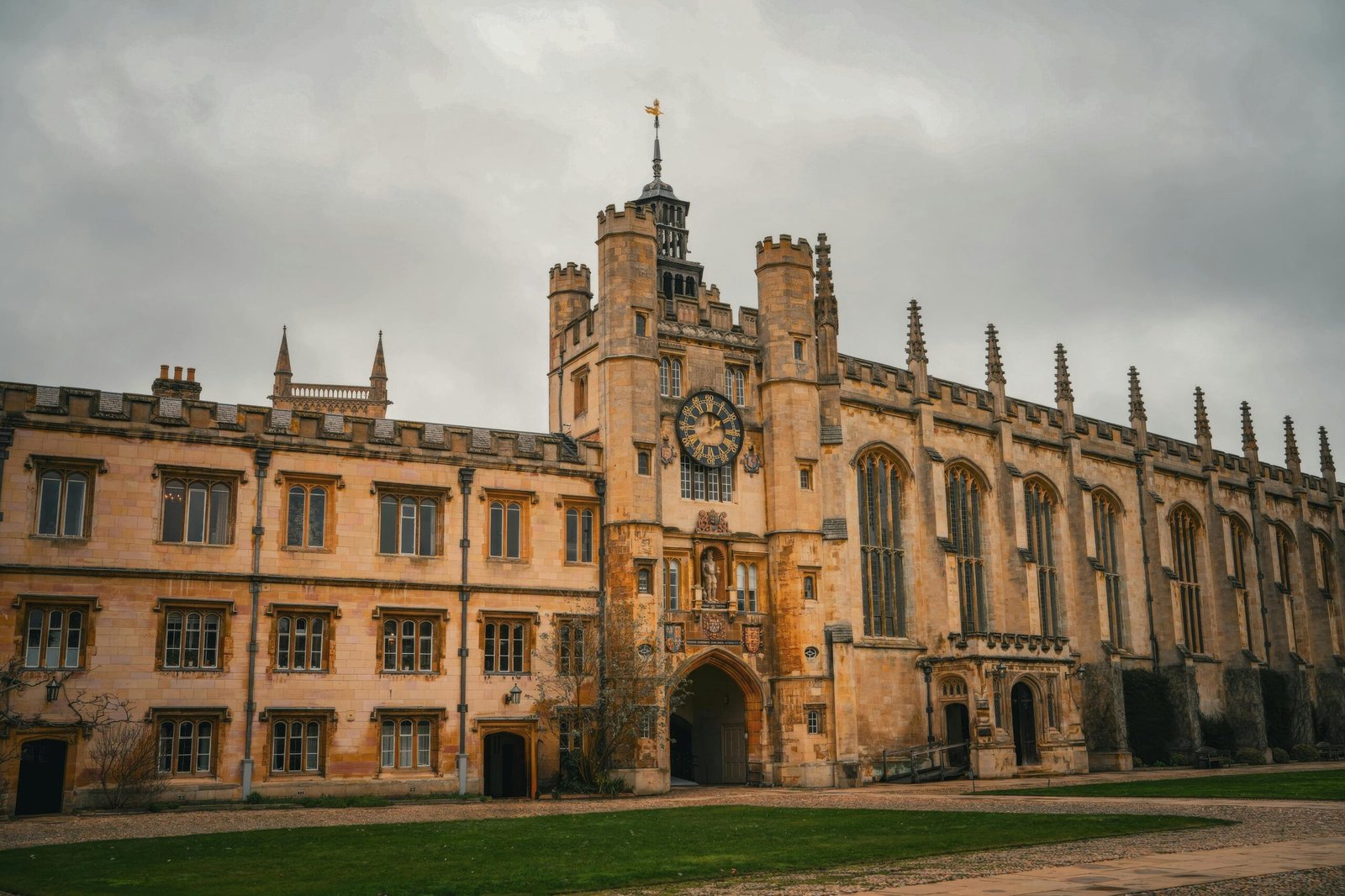 Top UK Universities for Pakistani Students
